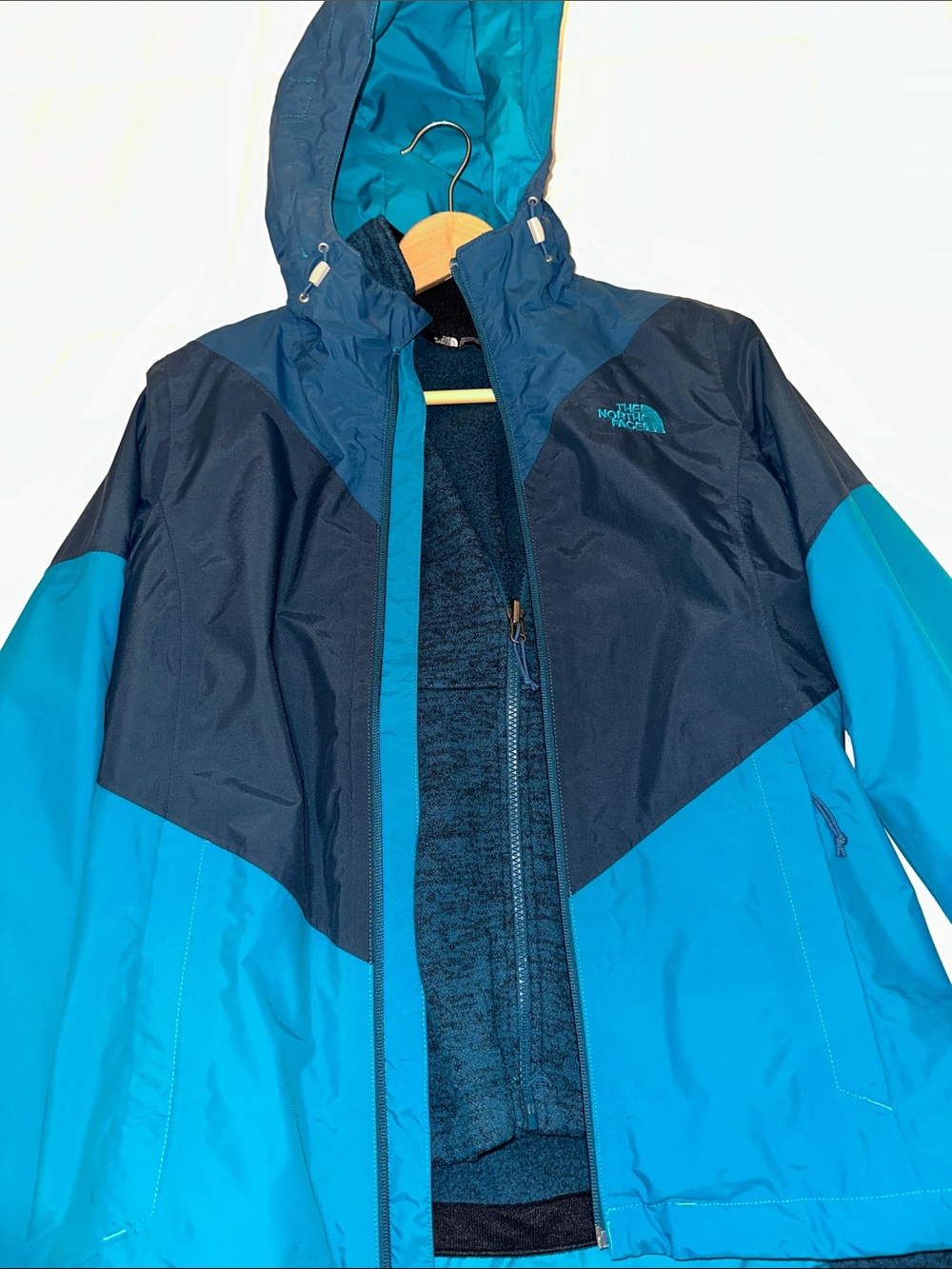 The North Face Two-Tone Teal and Navy Hooded Jacket